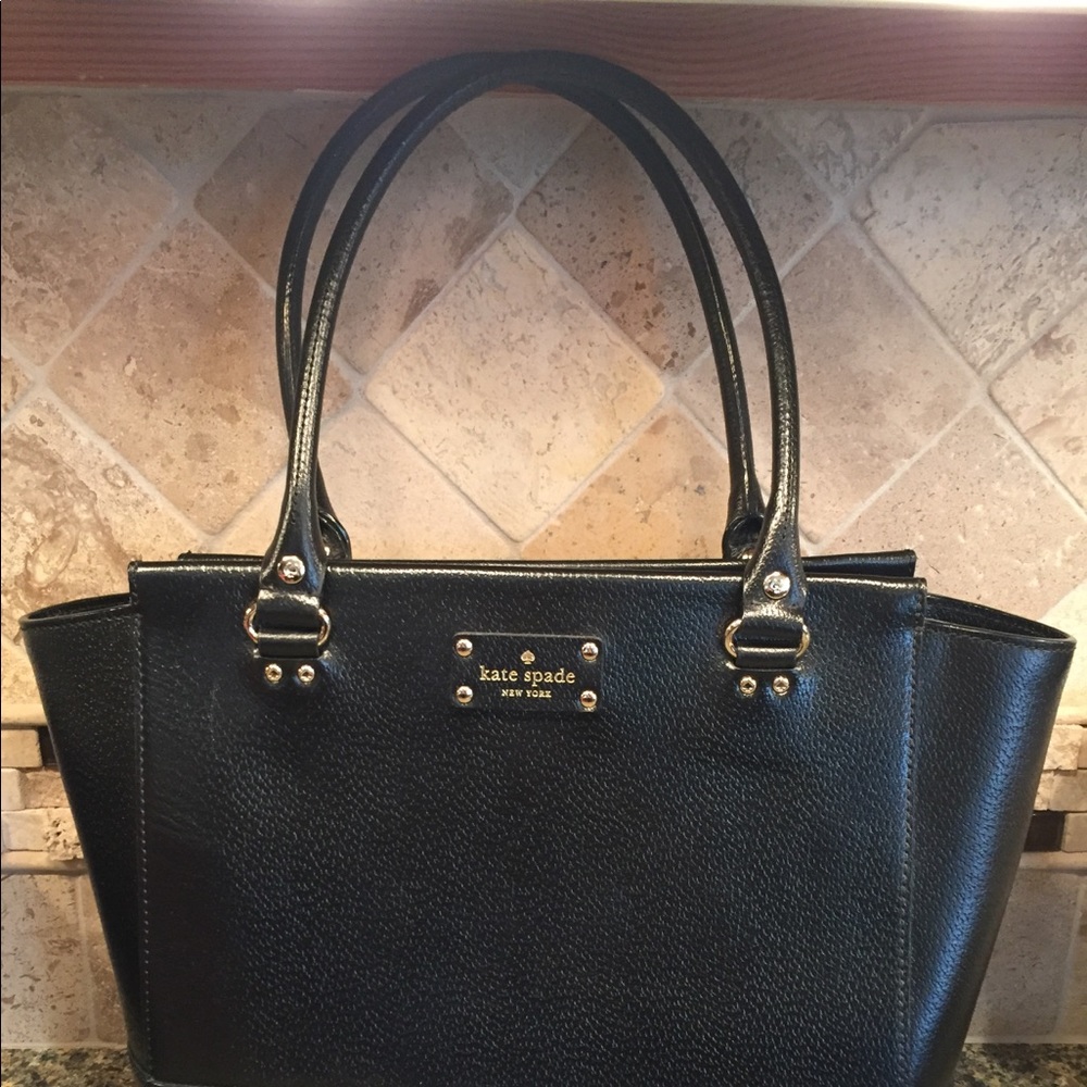 Authentic Kate Spade - Picture 1 of 4